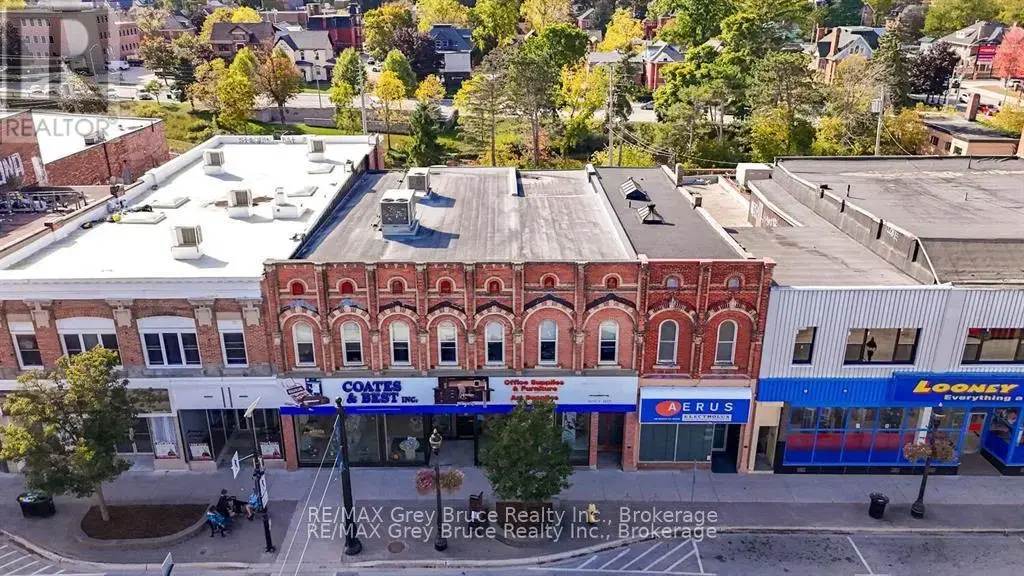 958 2nd Avenue E, Owen Sound